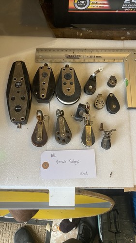 Joblot various pulleys dinghy - various,
