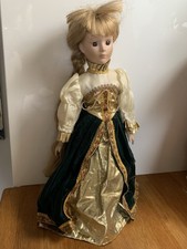 Royal Heirloom Collection