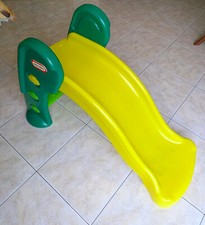 Little Tikes Indoor/Outdoor Slide (green/yellow)