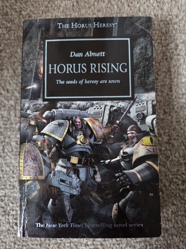 Warhammer 40k horus rising - warhammer,