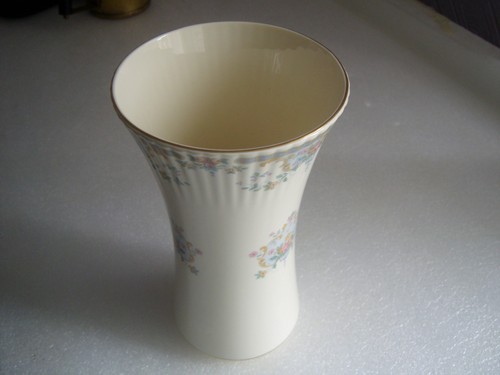 Vintage royal doulton - royal,