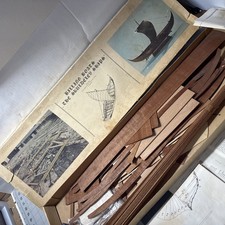 VINTAGE BILLING BOATS