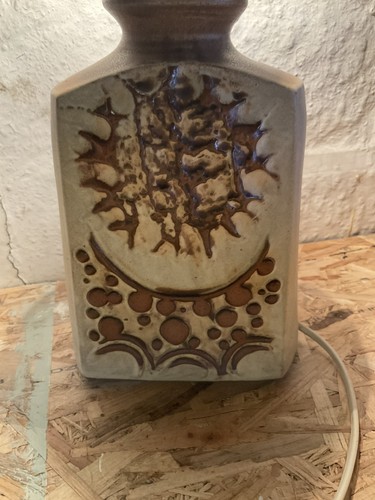Retro mcm shelf - retro, pottery