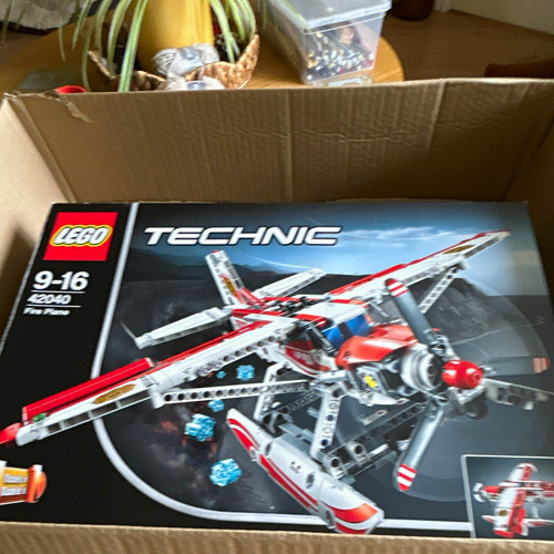 Lego technic fire plane 42040 - fire,
