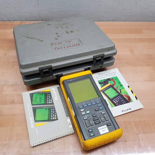 Fluke 50mhz scopemeter 40 - 50mhz,