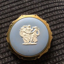 Stratton Wedgwood Blue Jasperware Cameo Powder Compact 1950s/1960s