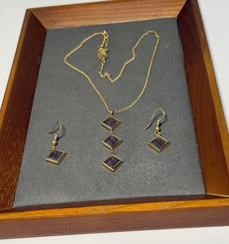Gold plated necklace - gold,