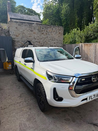 Toyota hilux 2021 - toyota,