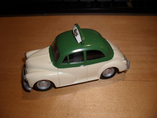 Corgi classics 96756 morris - corgi,