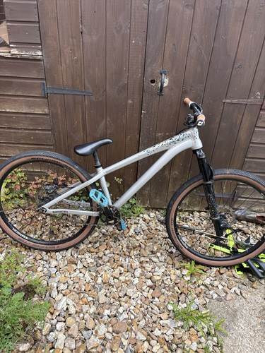Saracen dirt jumper - bike, in