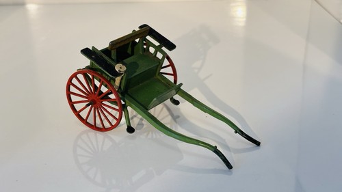 Britains farm scale 20 f - farm, 1/32