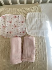 New No Tag Baby Newborn Blush Pink & White Muslin Set X 2 Large And X2 Squares