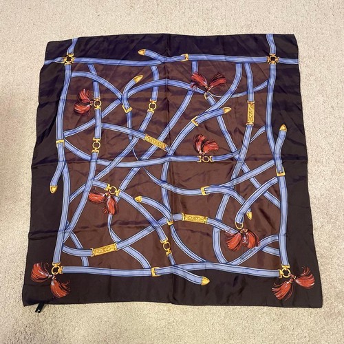 Aquascutum large silk - large, scarf