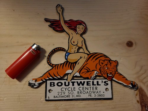 Vintage porcelain boutwell - vintage,