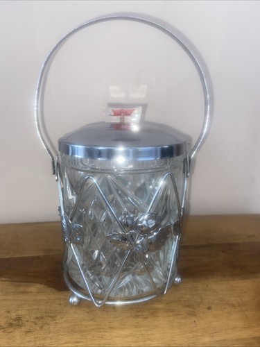 Vintage pressed glass ice - pressed,