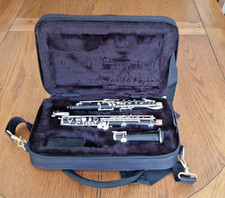 HOWARTH OBOE S1 (“OPEN-HOLE/THUMB PLATE” SYSTEM), S/N 1132, AND CASE