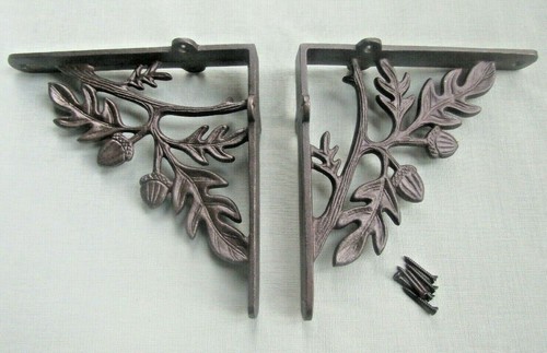 Pair acorn cast iron - pair,