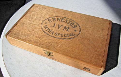 Vintage wooden cigar box - vintage,