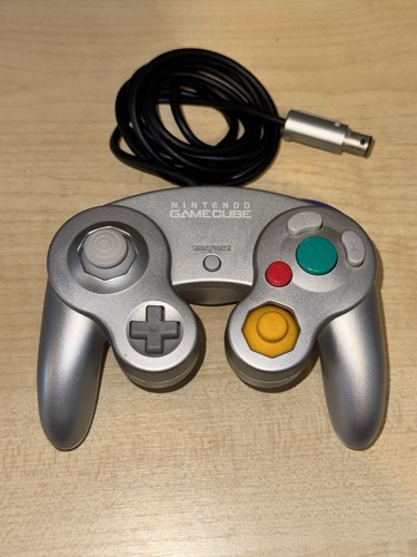 Official nintendo gamecube - official,