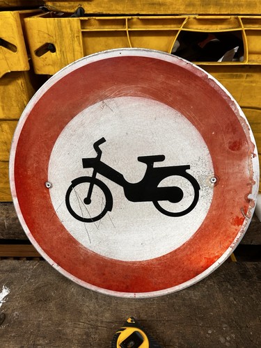 Vintage french bikes - vintage, no