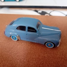 CORGI SOLIDO PEUGEOT 203 CAR
