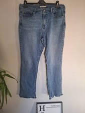 Ladies Levis Jeans Size 14 Bootcut Frayed Bottom Design Good Condtion