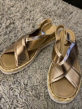 Women's Rose Gold Low Wedge