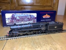 Bachmann 32-506 BR Black L/Crest 4-6-0 Standard Class 5MT 73110 The Red Knight