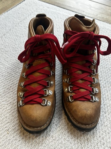 Danner mountain light cascade - danner,