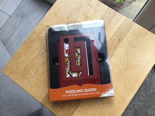 Puzzling queen created - created, toru