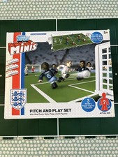 Topps Minis Football Pitch and