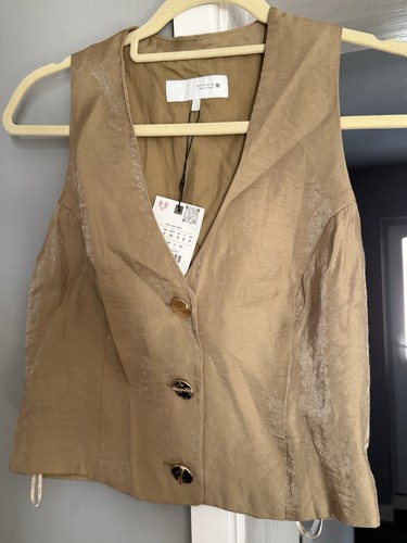 Bnwt ladies size small - bnwt,
