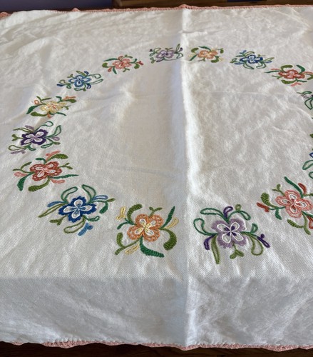 Hand made tablecloth jacobean - made,