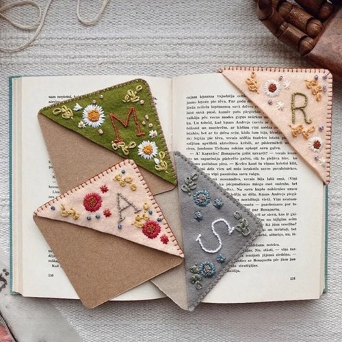 Felt stitched - felt, corner