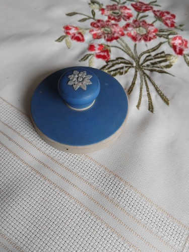 Antique light blue jasperware - light,