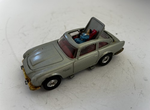 Corgi toys 271 aston martin - corgi,