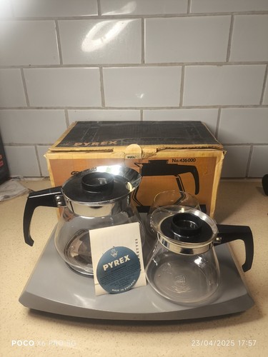 Original 1970s superb pyrex - original,