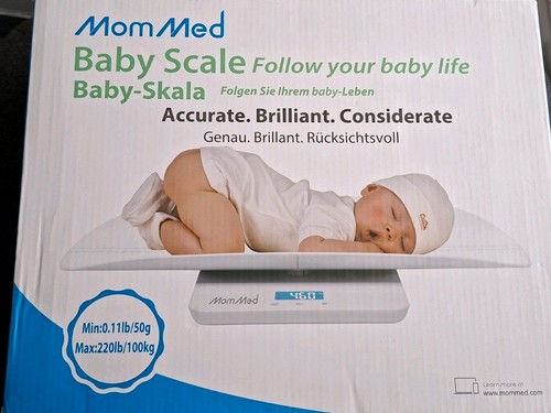 Mom med baby scales - mom,