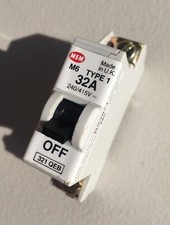 MEM Eaton 32A Type 1 Single Pole M6 32 Amp Circuit Breaker SP MCB  321QB  321QEB