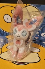 Pokémon Center Sylveon