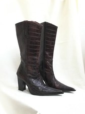 womens brown lether western style boots Alligator pattern size 36