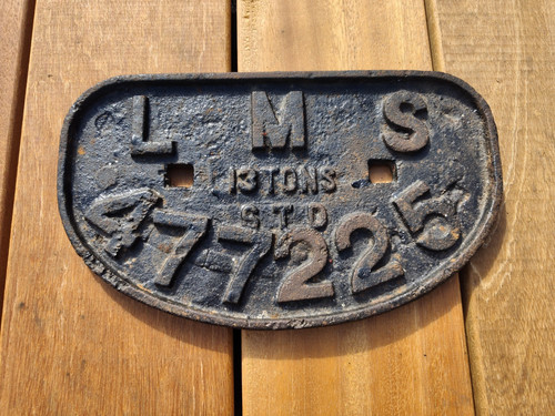 Vintage cast iron train - cast,