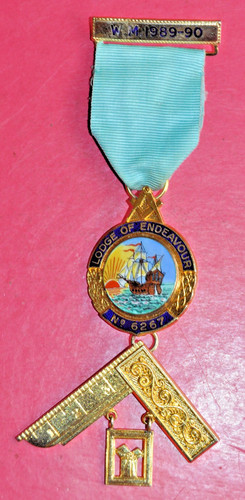 Masonic past master - master's, jewel