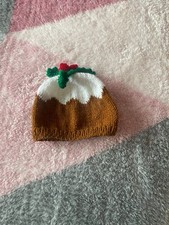 Brand new hand knitted babys Xmas Pudding hat to fit 3-6 month old