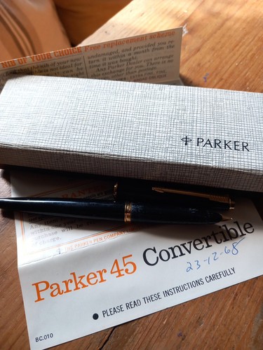Parker gold nib convertible - parker,