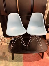 Pair of VITRA Eames “DSR“Chair/Genuine Vitra Eames Plastic Chair