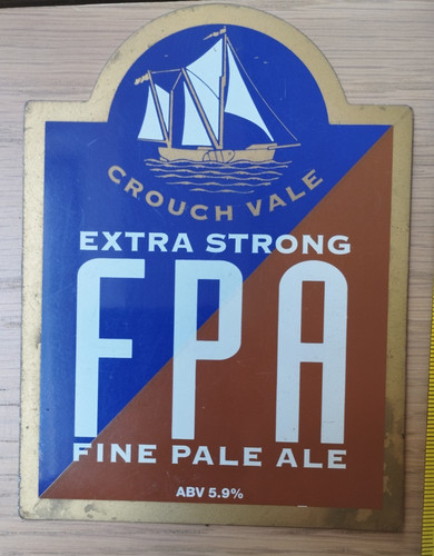 Crouch vale brewery extra - vale, brewery-
