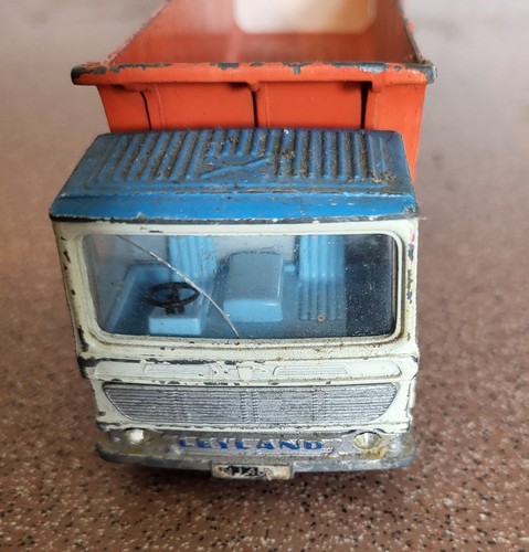 Dinky toys leyland dump truck - dinky,