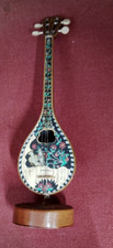 Miniature bouzouki