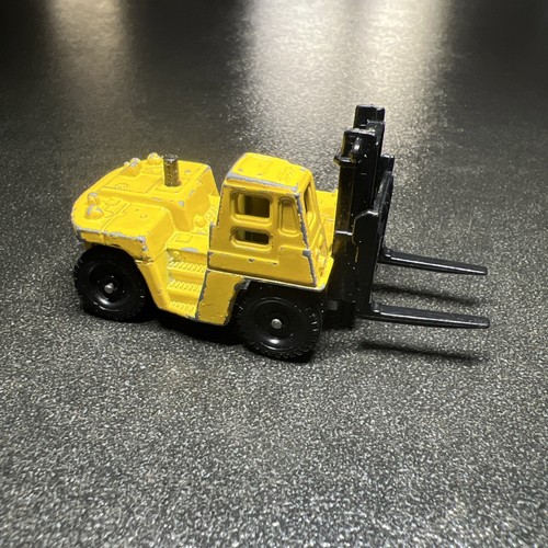 Made japan tomica - japan,